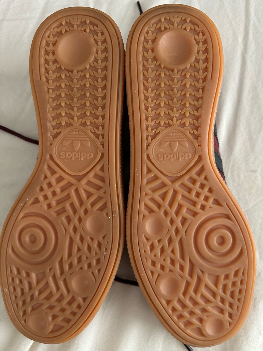 ADIDAS HANDBALL SPEZIAL SHOES - Maroon - Women’s 8
Like New Condition - Picture 4 of 4